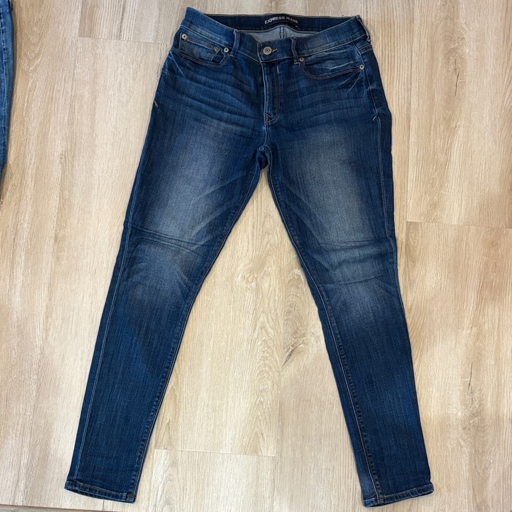 Express Women's Indigo Skinny Jeans